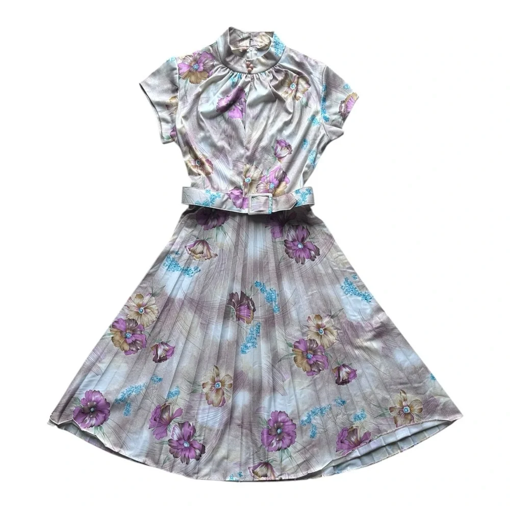 Vintage Conti-Lee New York floral key hole‎ dress with belt
